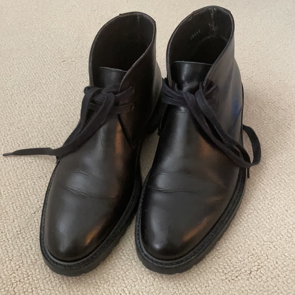 To Boot New York Men’s Leather Chukkas